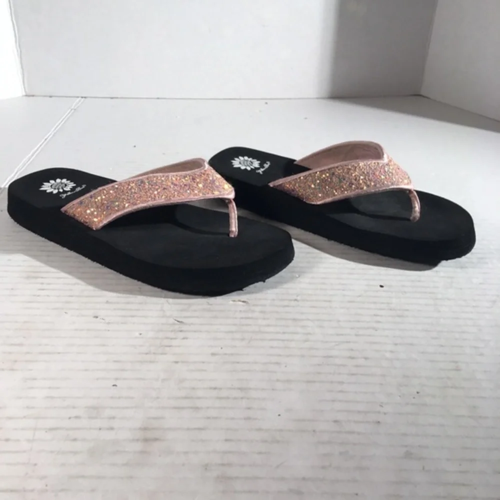 Yellow Box Girls Feliks Glitter Chunky Flip Flops